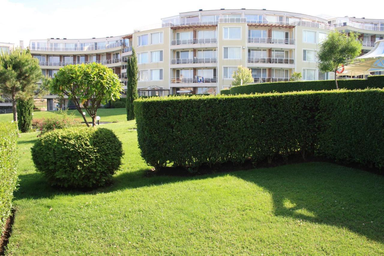 Apartments In Sunny Island Complex Chernomorets Exterior photo