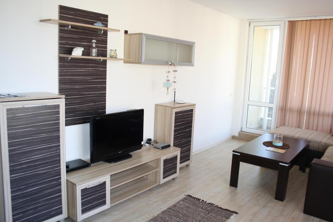 Apartments In Sunny Island Complex Chernomorets Exterior photo