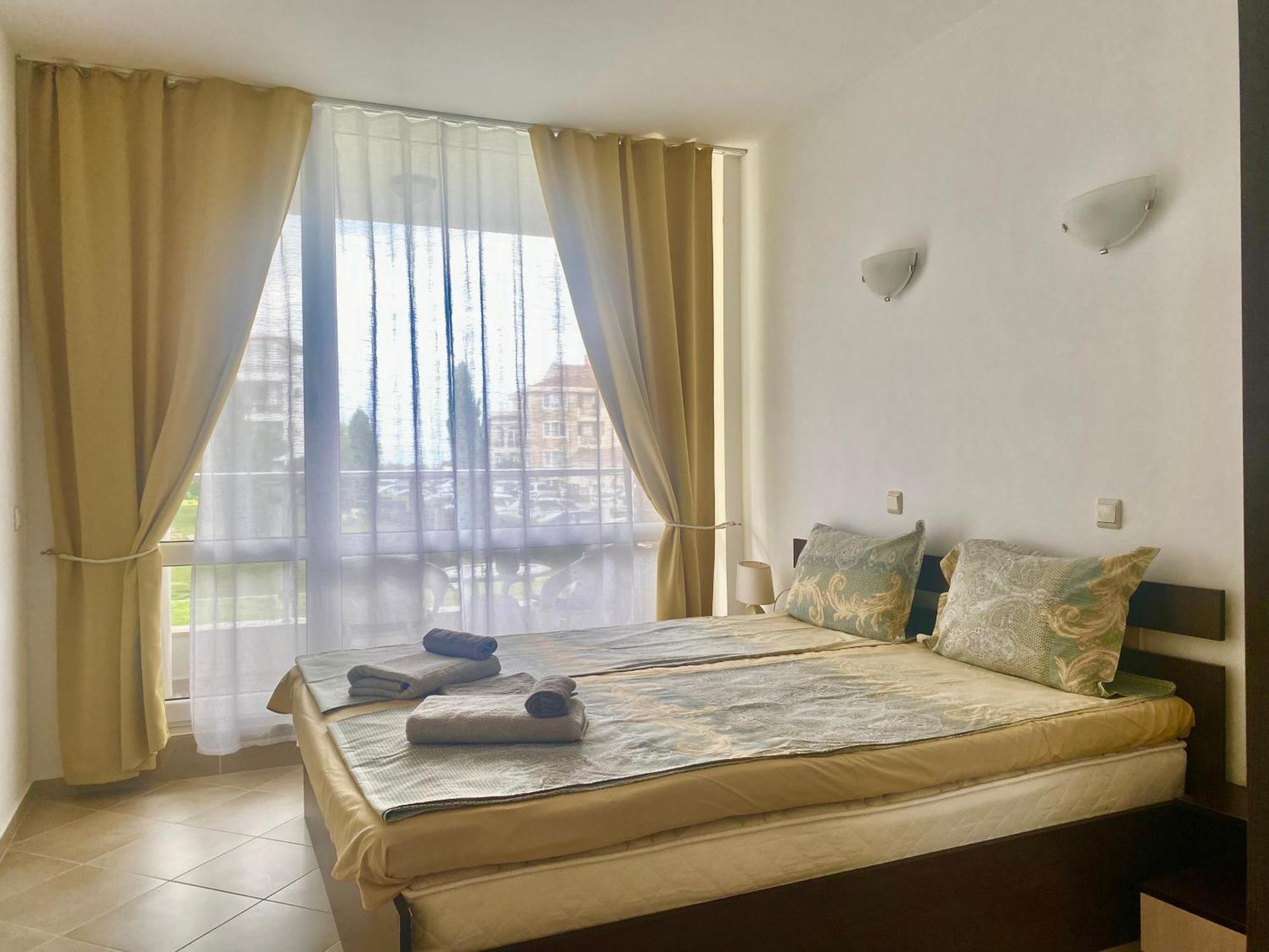 Apartments In Sunny Island Complex Chernomorets Exterior photo